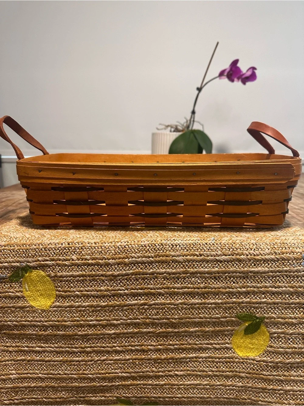 Vintage 1999 Longaberger Woven Traditions Bread Serving Basket Leather Handles
